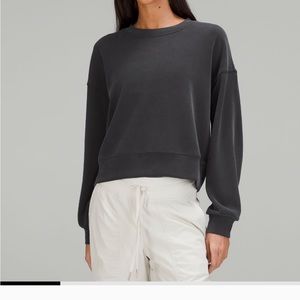 Lululemon softstreme crewneck sweatshirt size 6